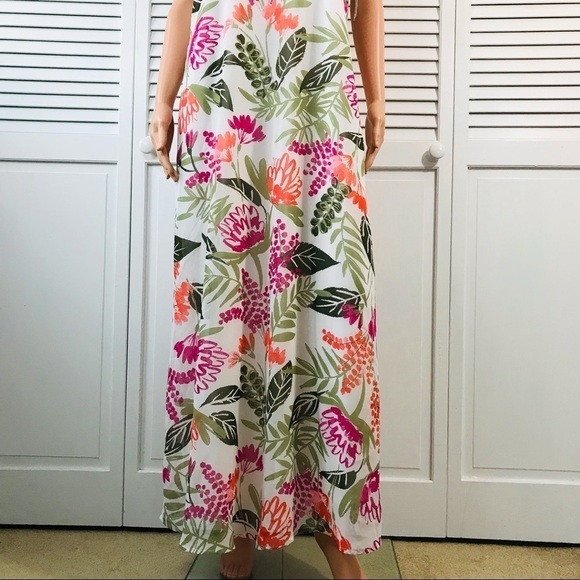 2/$50 OLD NAVY Floral Spaghetti Strap Maxi Dress Size Medium - Picture 2 of 10